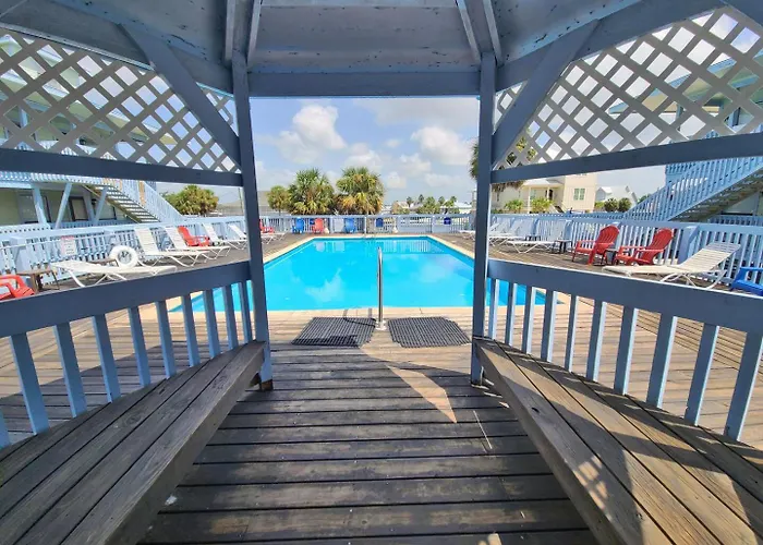 Apartment Cove 117a By Youngs Suncoast