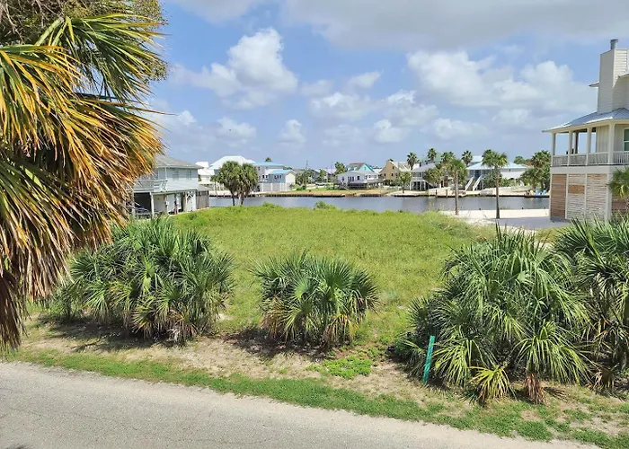 Cove 117a By Youngs Suncoast